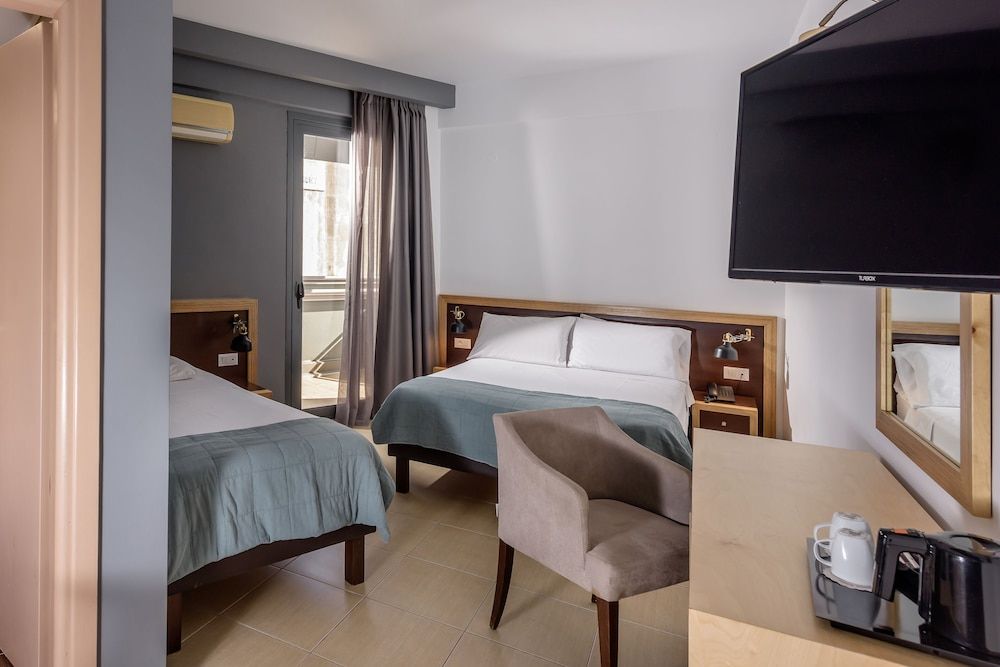 Iraklion Hotel Triple Room 4