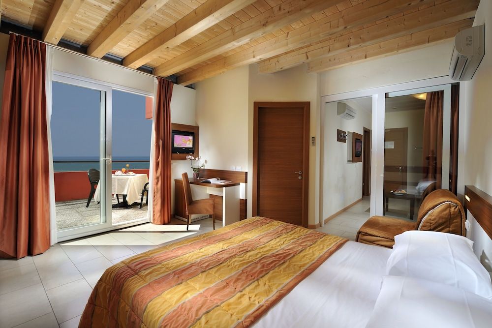 Superior Quadruple Room