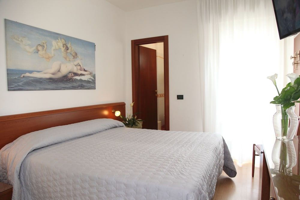 Basic Quadruple Room