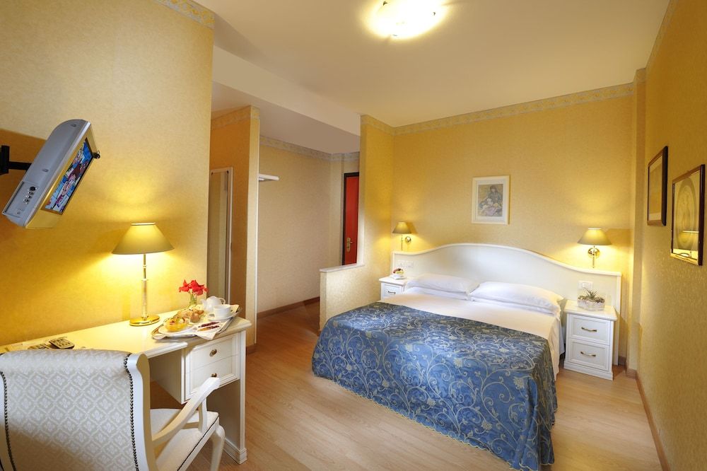 Classic Triple Room