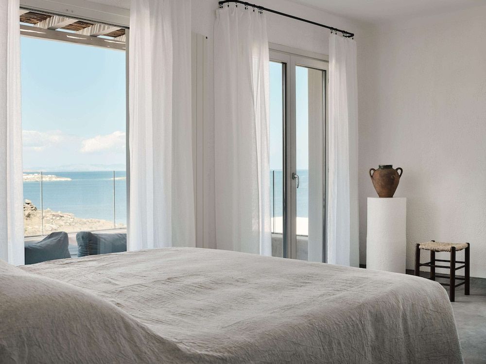 undefined Boheme Mykonos Town - Small Luxury Hotels of the World 4