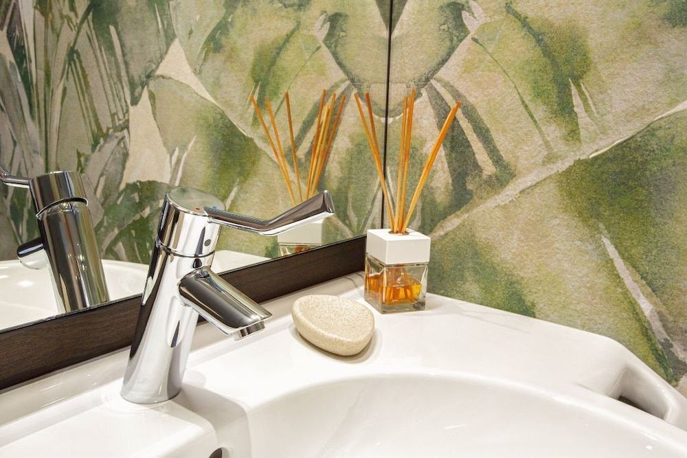 COSTA RICA BIBIONE Spa Romantic Suite, 1 King Bed, Jetted Tub 10