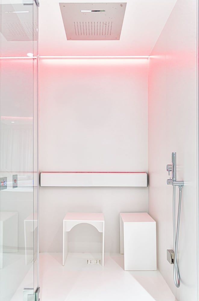 COSTA RICA BIBIONE Spa Romantic Suite, 1 King Bed, Jetted Tub 6