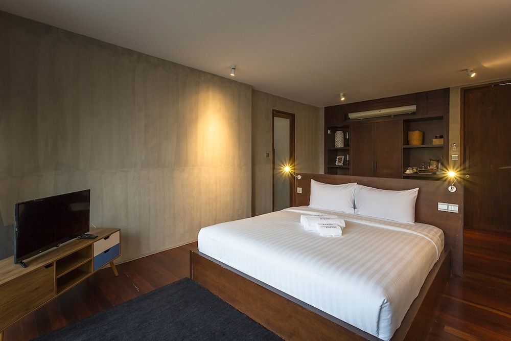 Into The Forest Resort Deluxe Suite 2