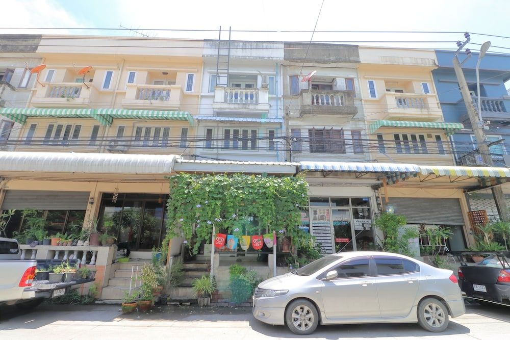 undefined Saen Sabai Hostel 6