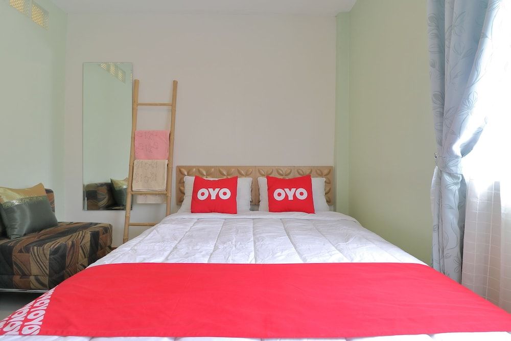 Saen Sabai Hostel Premium Double room, Shared Bathroom 3