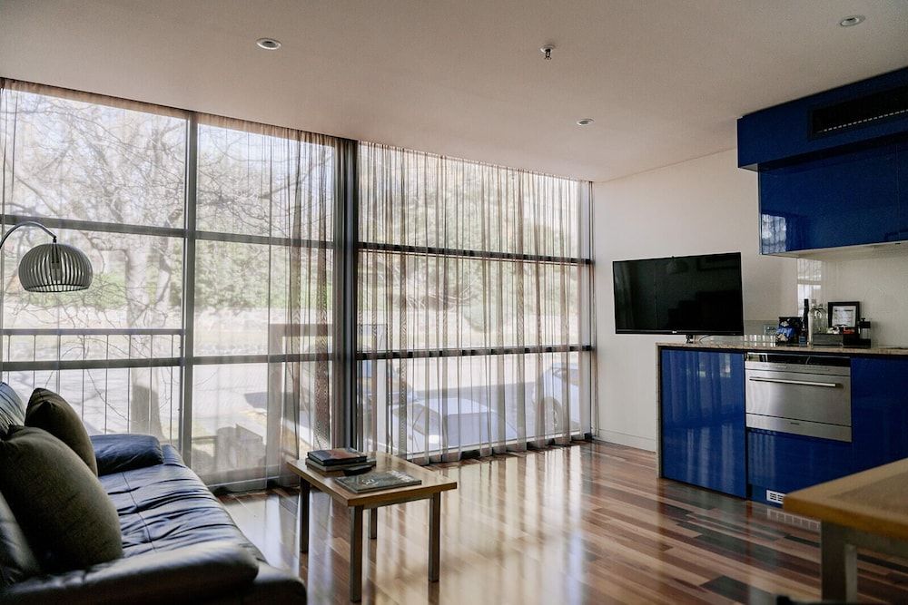 Salamanca Wharf Hotel Premium One Bedroom Apartment 6