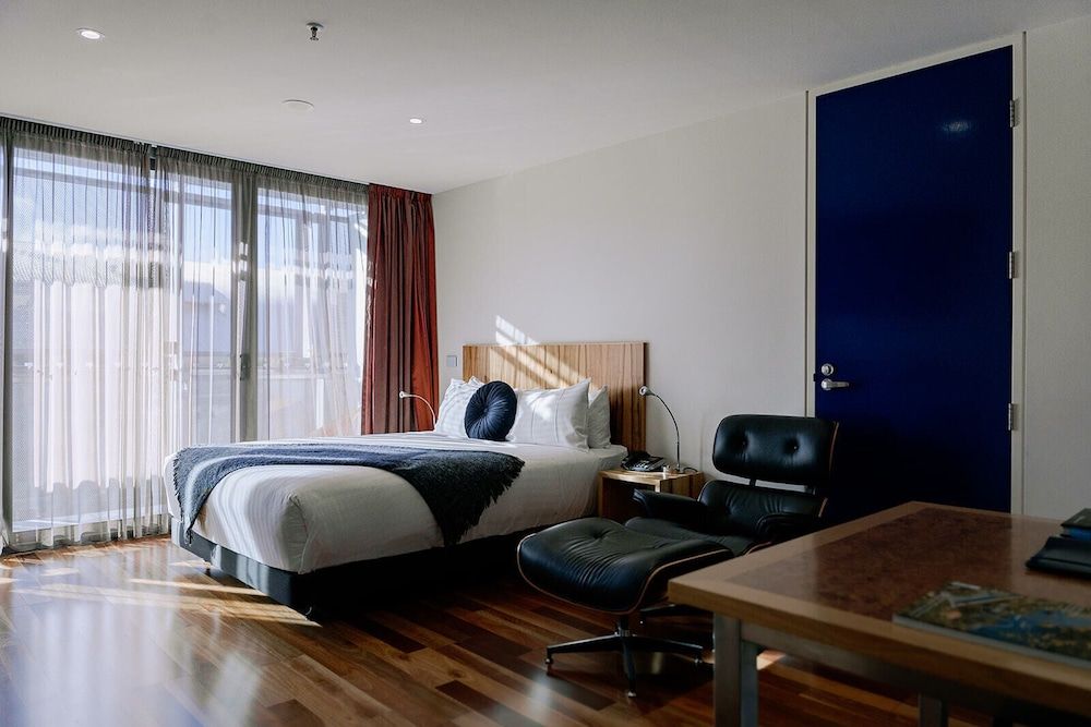 Salamanca Wharf Hotel Studio Apartment