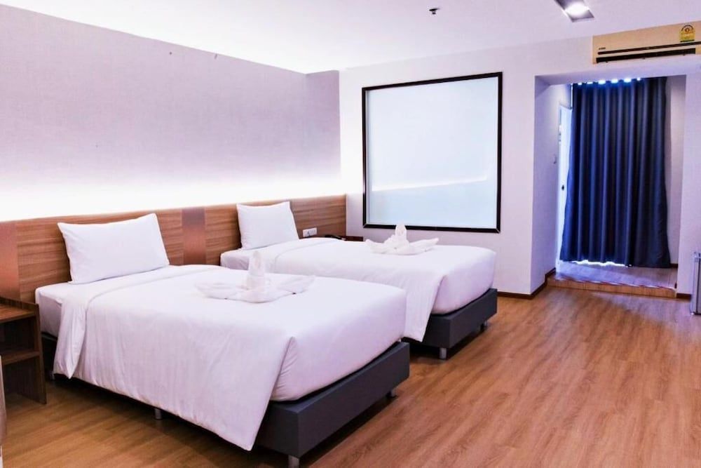 Le Srivaree Suvarnabhumi Airport Hotel Deluxe Room, 2 Twin Beds 9