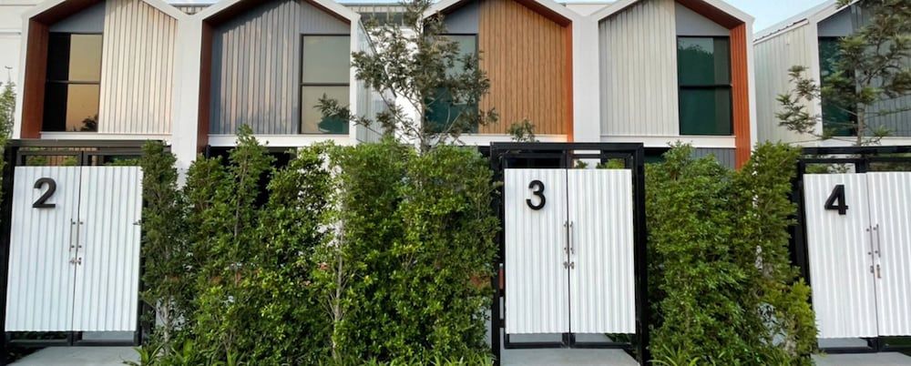 undefined Gate43 Airport Hotel 6