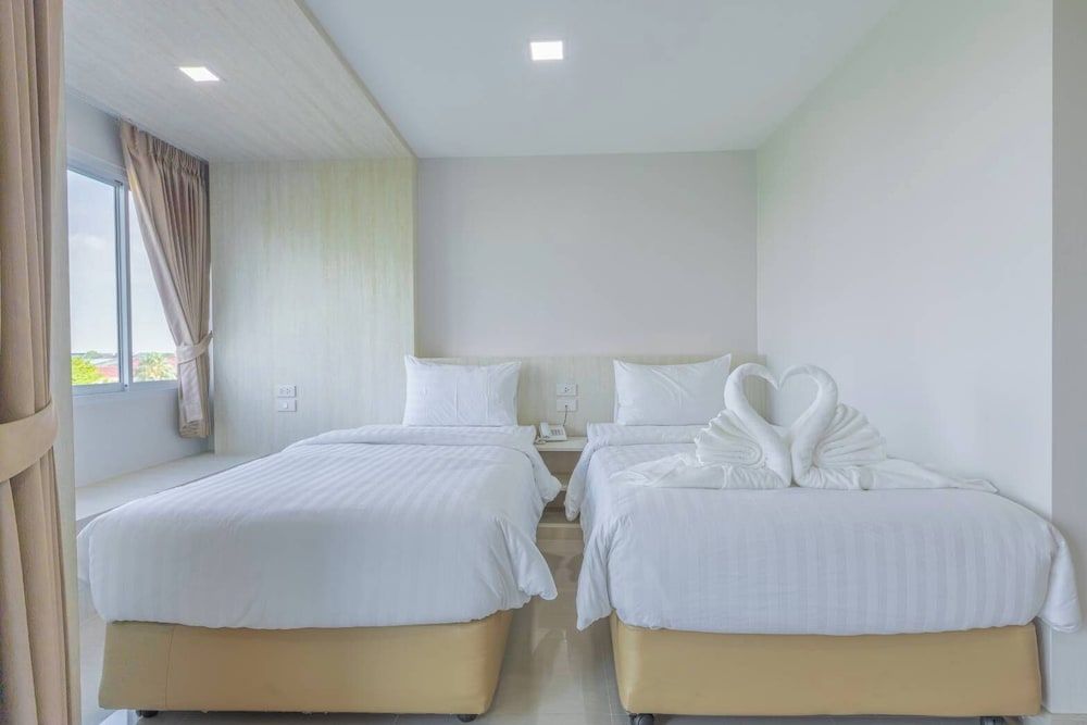 undefined Sananwan Hometel 6