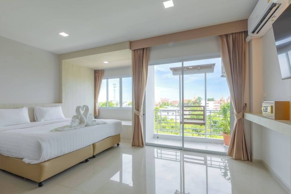 undefined Sananwan Hometel 2