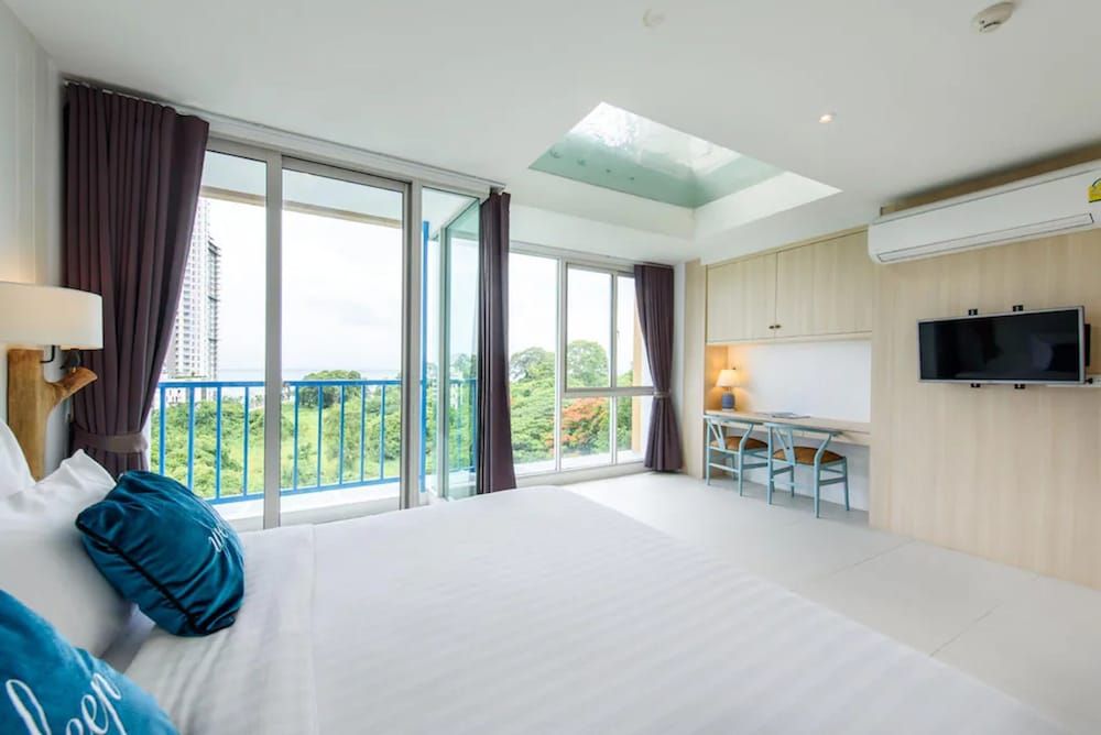 2 Bedroom Duplex Jacuzzi