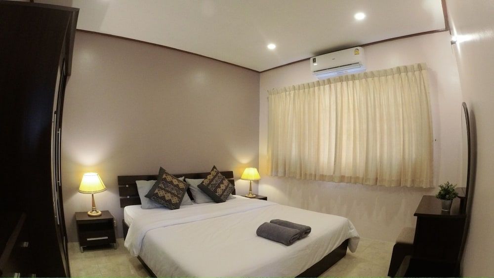 Lets Chill Pool Villa Najomtien Sattahip Let's Chill Pool Villa Pattaya Najomtien 42 7