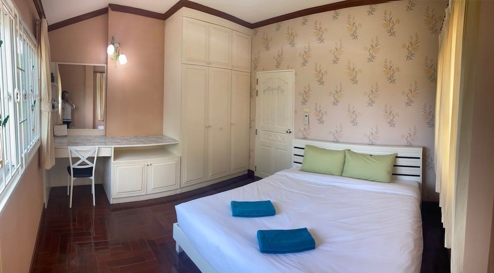 Lets Chill Pool Villa Najomtien Sattahip Let's Chill Pool Villa Sattahip