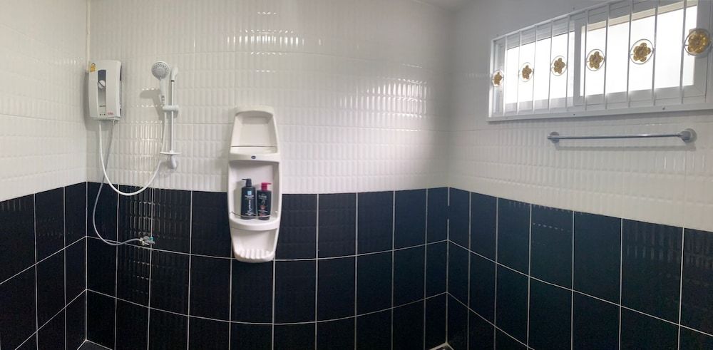 Lets Chill Pool Villa Najomtien Sattahip Let's Chill Pool Villa Sattahip 21