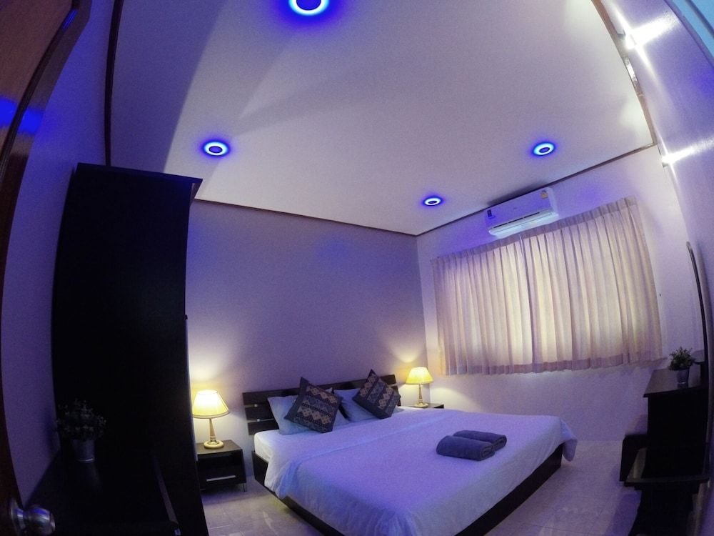 Lets Chill Pool Villa Najomtien Sattahip Let's Chill Pool Villa Pattaya Najomtien 42 23