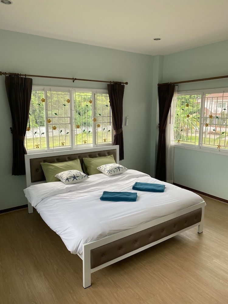 Lets Chill Pool Villa Najomtien Sattahip Let's Chill Pool Villa Sattahip 8