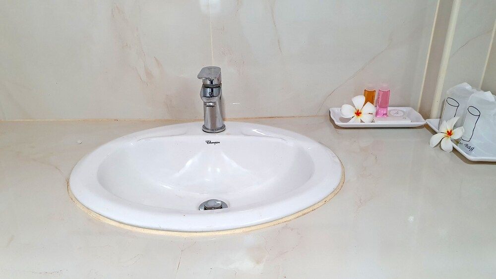 Horizon Beach Resort Koh Jum Double Bungalow, Air-Conditioning 5