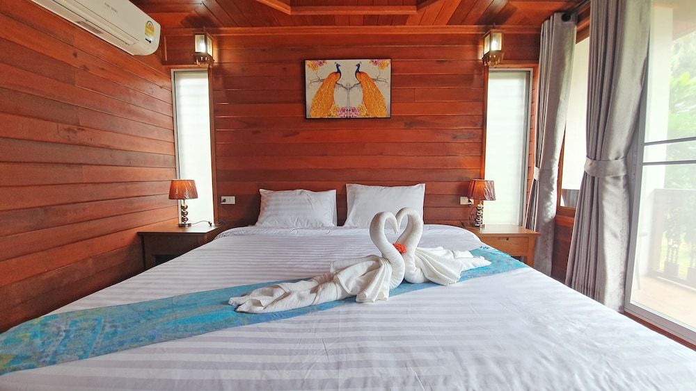 Horizon Beach Resort Koh Jum Double Bungalow, Air-Conditioning 3