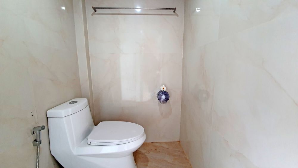 Horizon Beach Resort Koh Jum Bungalow with Fan 4