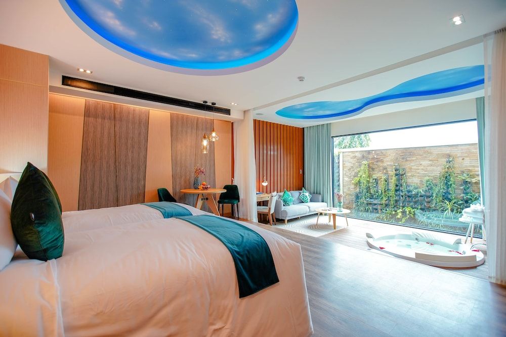 Pool Suite Chiang Mai Jacuzzi Suite Double Room 4