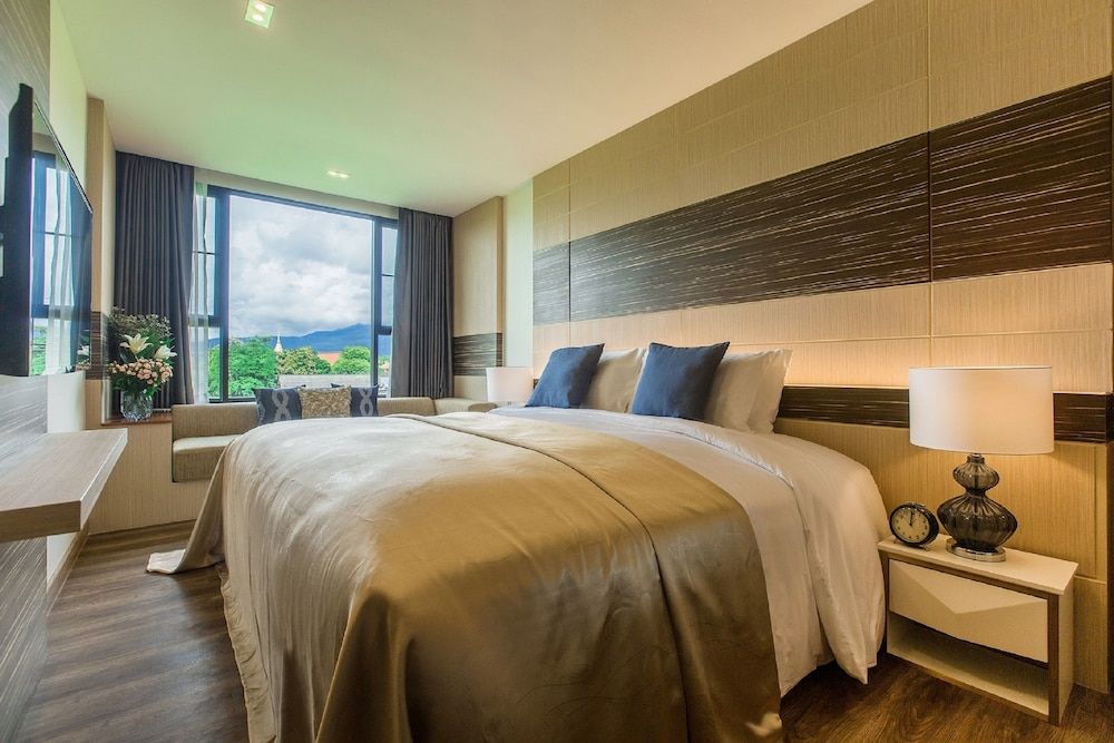 Pool Suite Chiang Mai Rooftop Pool Suite Double Bed 3