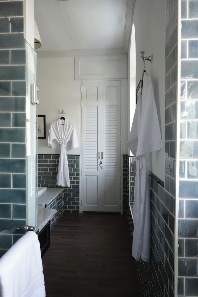 Sela Presidential Room 3