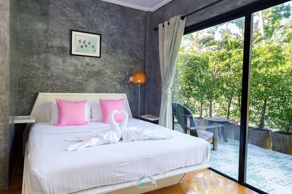 Suanyakohkood Resort & Spa Bungalow Pool View 5