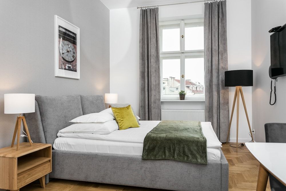 Superior Double Room, View (Main Square)