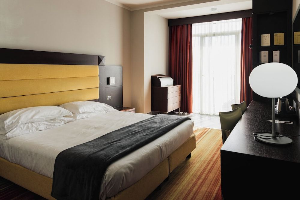 Hotel Bel Sit Superior Double or Twin Room, Lake View 2