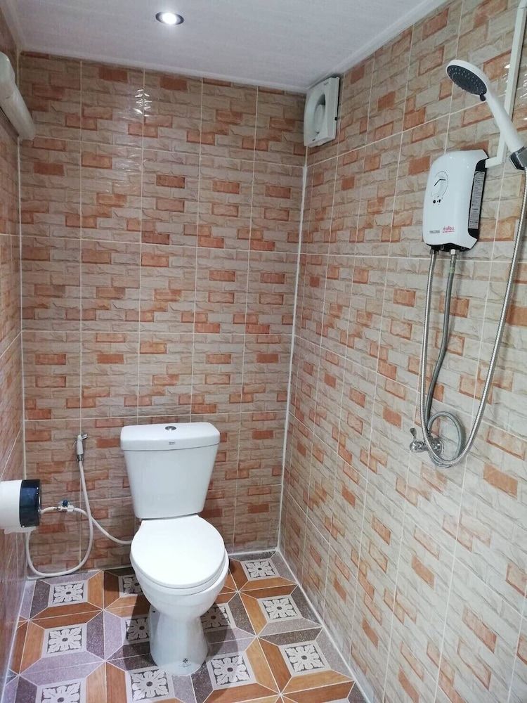 Phumiphat Resort  Koh Mook Standard Room 4