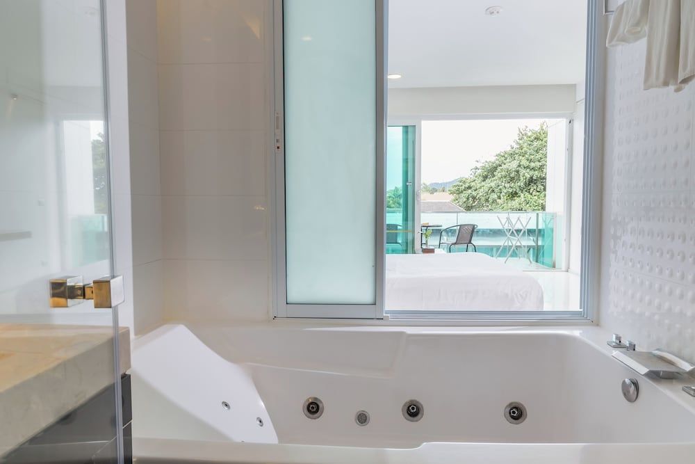 KC Beach Club & Pool Villas Balcony Sea View 5