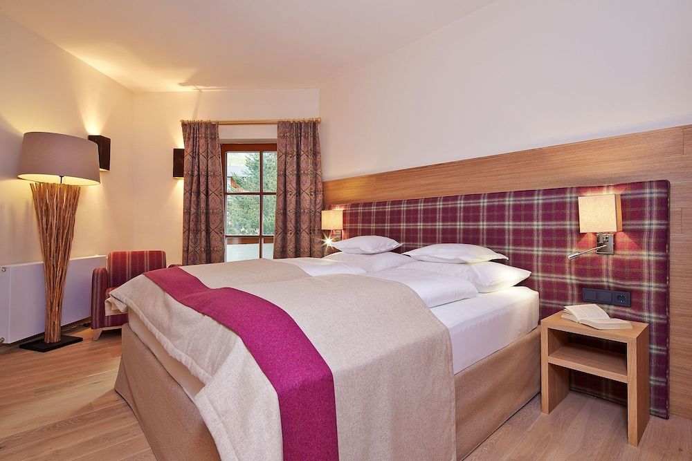 Alpeiner Nature Resort Tirol Luxury Suite, Sauna, Mountain View