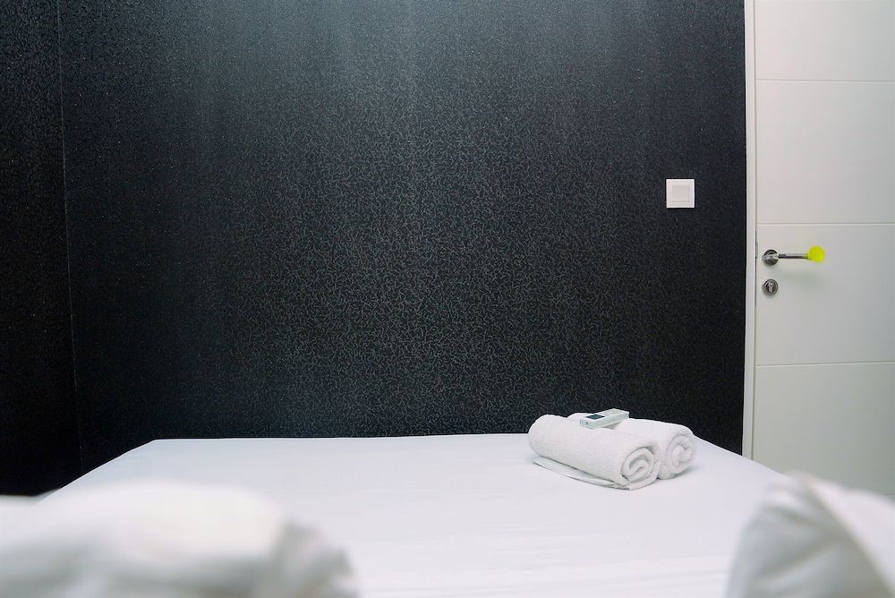 Gorgeous 2BR Springlake Summarecon Apartment Room 7