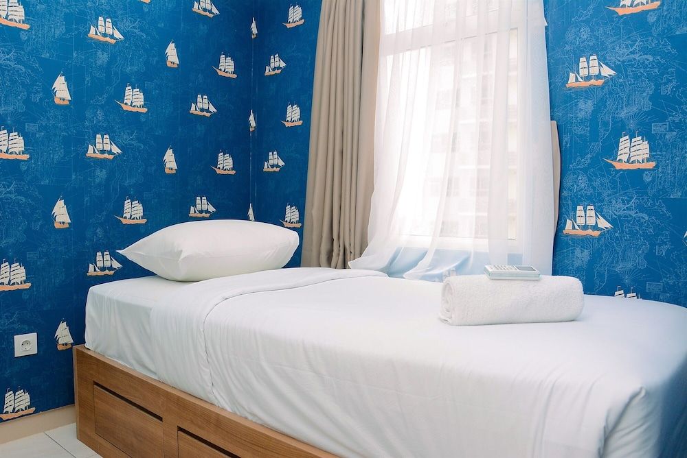 Gorgeous 2BR Springlake Summarecon Apartment Room 8