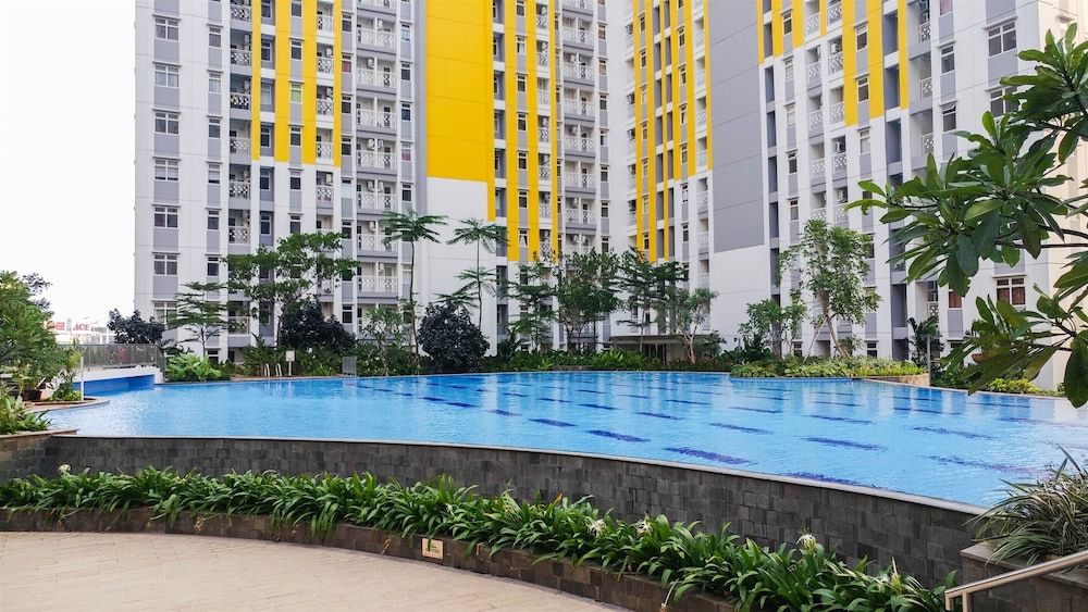 Modern Design 2BR The Springlake Summarecon Apartment