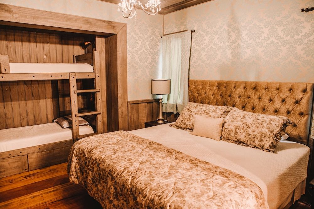 Luxury Chalet (Winter)