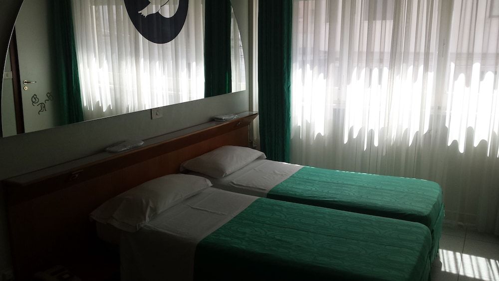 Grande Albergo Abruzzo Triple Room 3