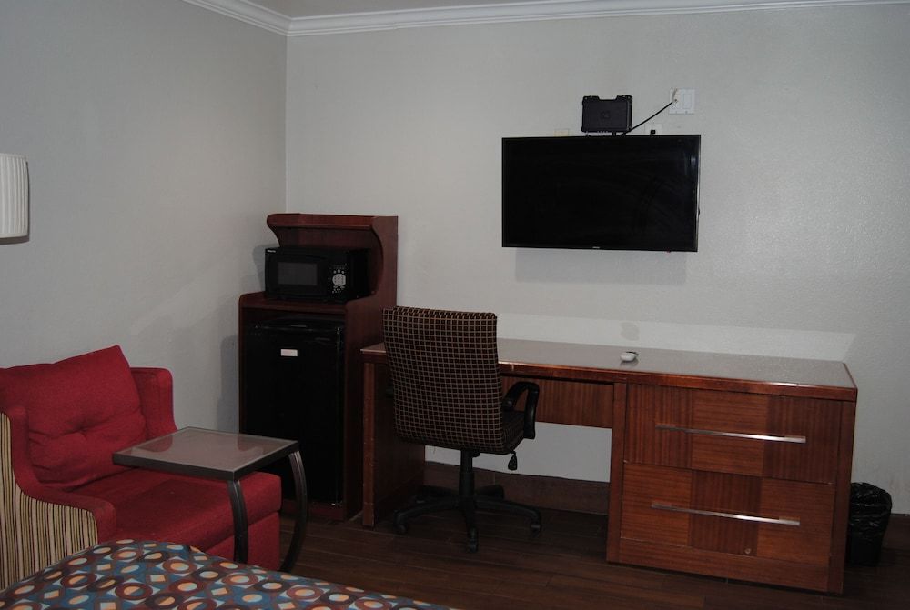 La Puente Inn Basic Single Room 24