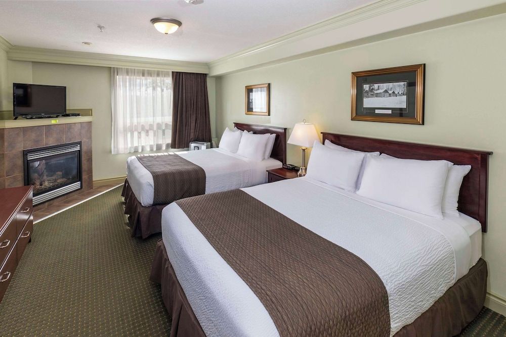 Standard Room, 2 Queen Beds, Non Smoking