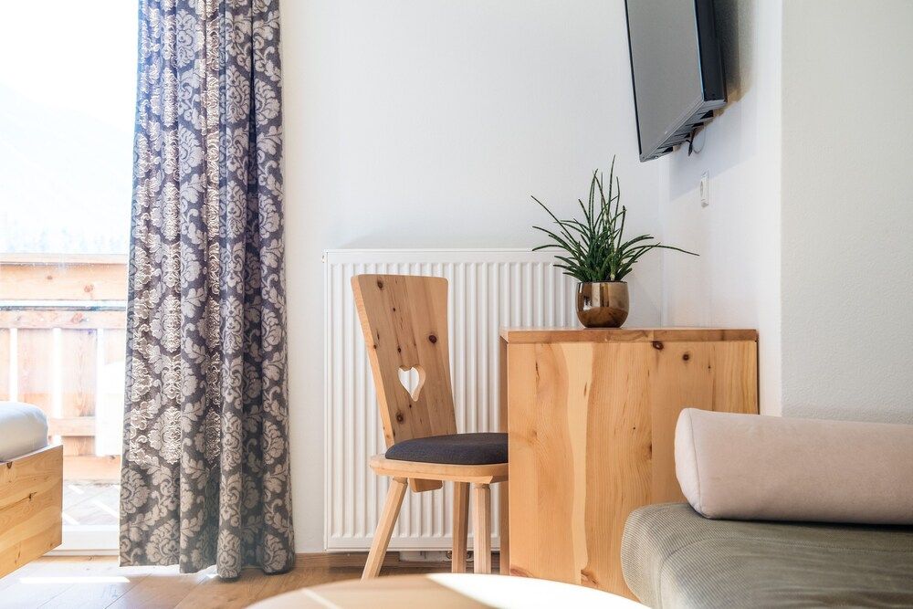 Hotel Antholzerhof Superior Double Room 5