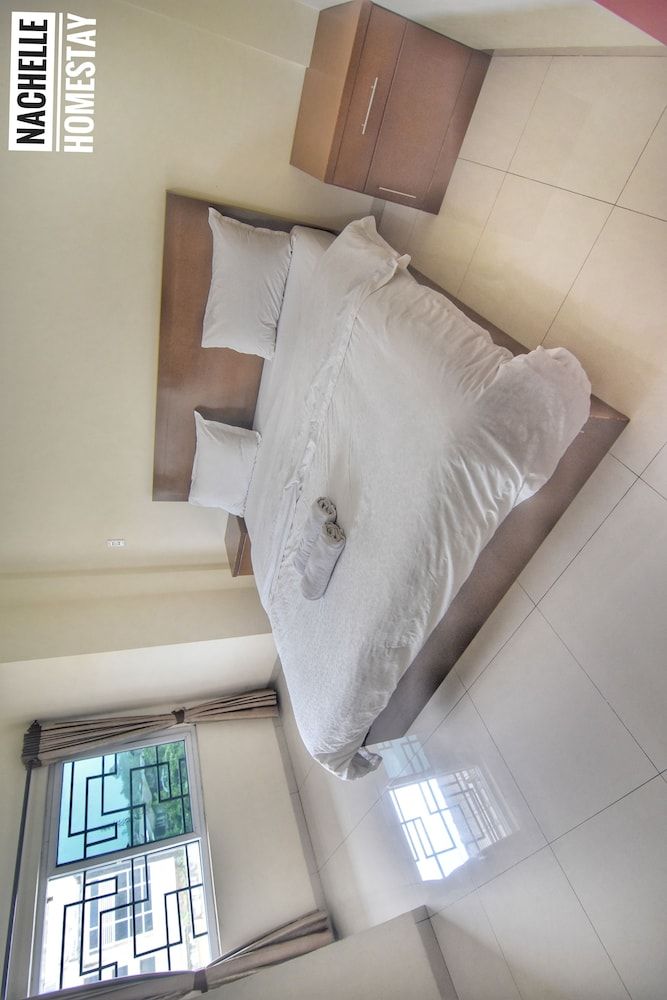 Superior Room, 1 King Bed, Private Bathroom