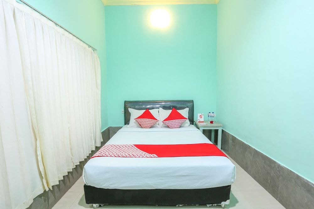 OYO 1322 Mentari Homestay Standard Double Room 2