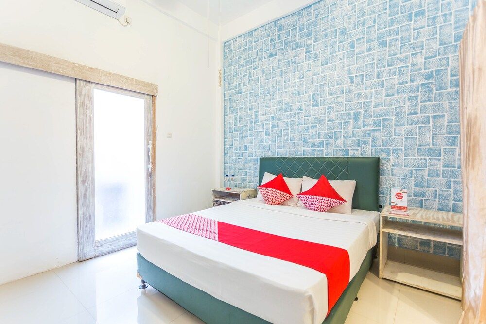 OYO 1324 White House Standard Double Room 5