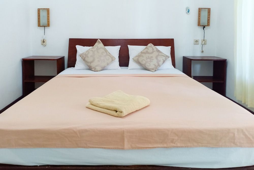 OYO 1523 Gili Life Homestay Standard Double Room 4