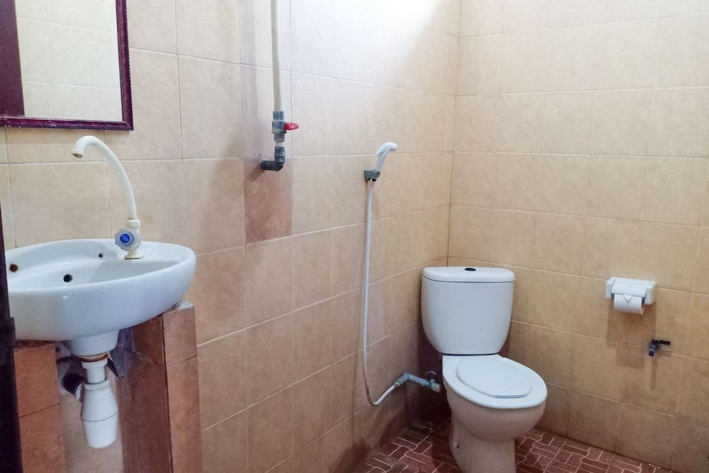 OYO 1523 Gili Life Homestay Standard Twin Room 5