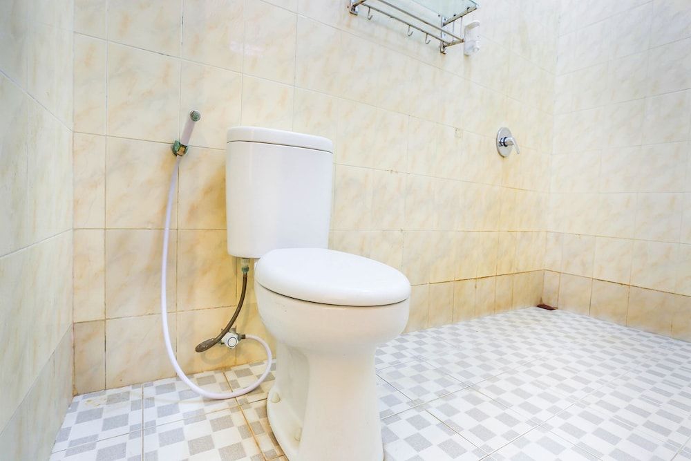 OYO 1544 Ozzy Cottage & Bungalow Family Suite 6