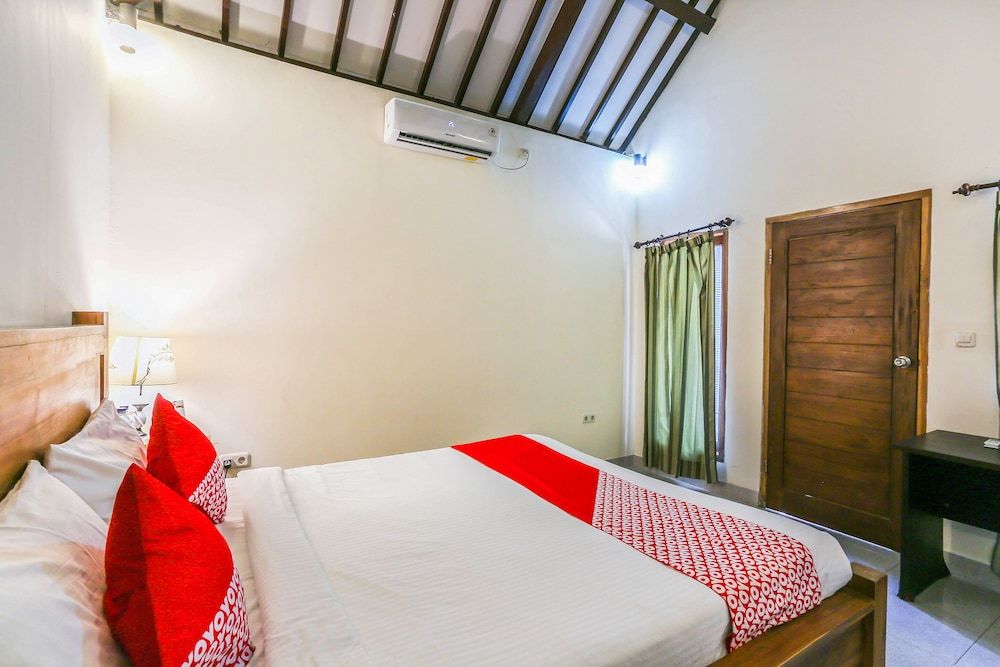 OYO 1544 Ozzy Cottage & Bungalow Standard Double Room 4