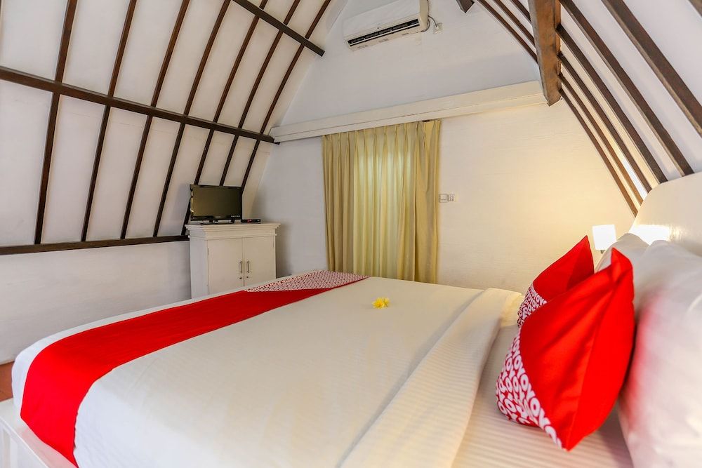 OYO 1544 Ozzy Cottage & Bungalow Deluxe Double Room 3